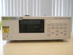 Keyence LC-2400A コントローラ（中古)