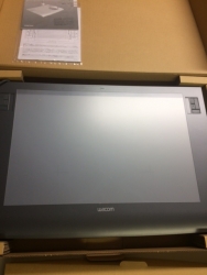 WACOM PTZ-1231W ペンタブレット（中古品）