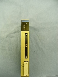 OMRON C500-MD211CN プログラマブルコントローラ (中古品)