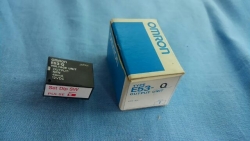OMRON E53-Q OUTPUT UNIT(中古)