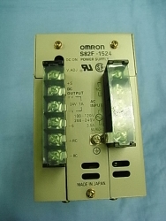 OMRON 直流安定化電源 S82F-1524 (中古品）