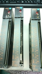 三菱 A68ADC シーケンサ（中古品）
