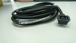 三菱　MR-J3ENCBL2M-A2-L エンコーダケーブル(中古品）