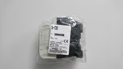三菱 S-T20  AC200V 電磁接触器（非可逆)(新品)