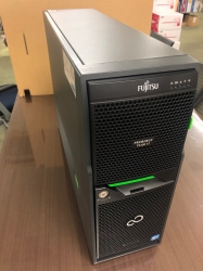 富士通 PRIMERGY TX200 S7 サーバー（新古品）