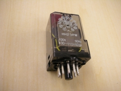富士電機 コントロールリレー HH23PW (中古品）